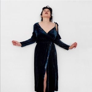 Brand new Zara velvet dress